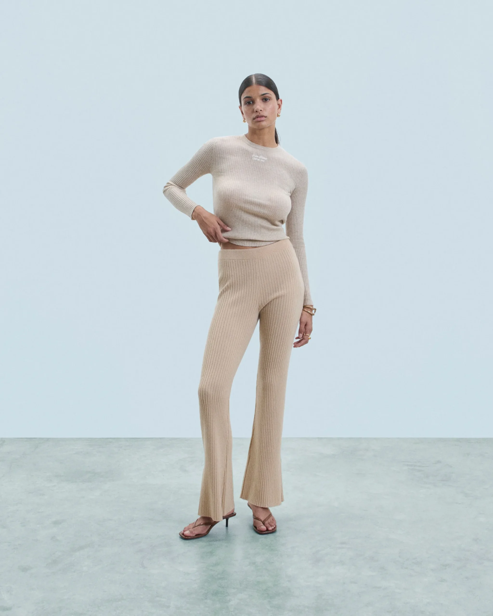 FROM FUTURE Jogging Large Beige Best