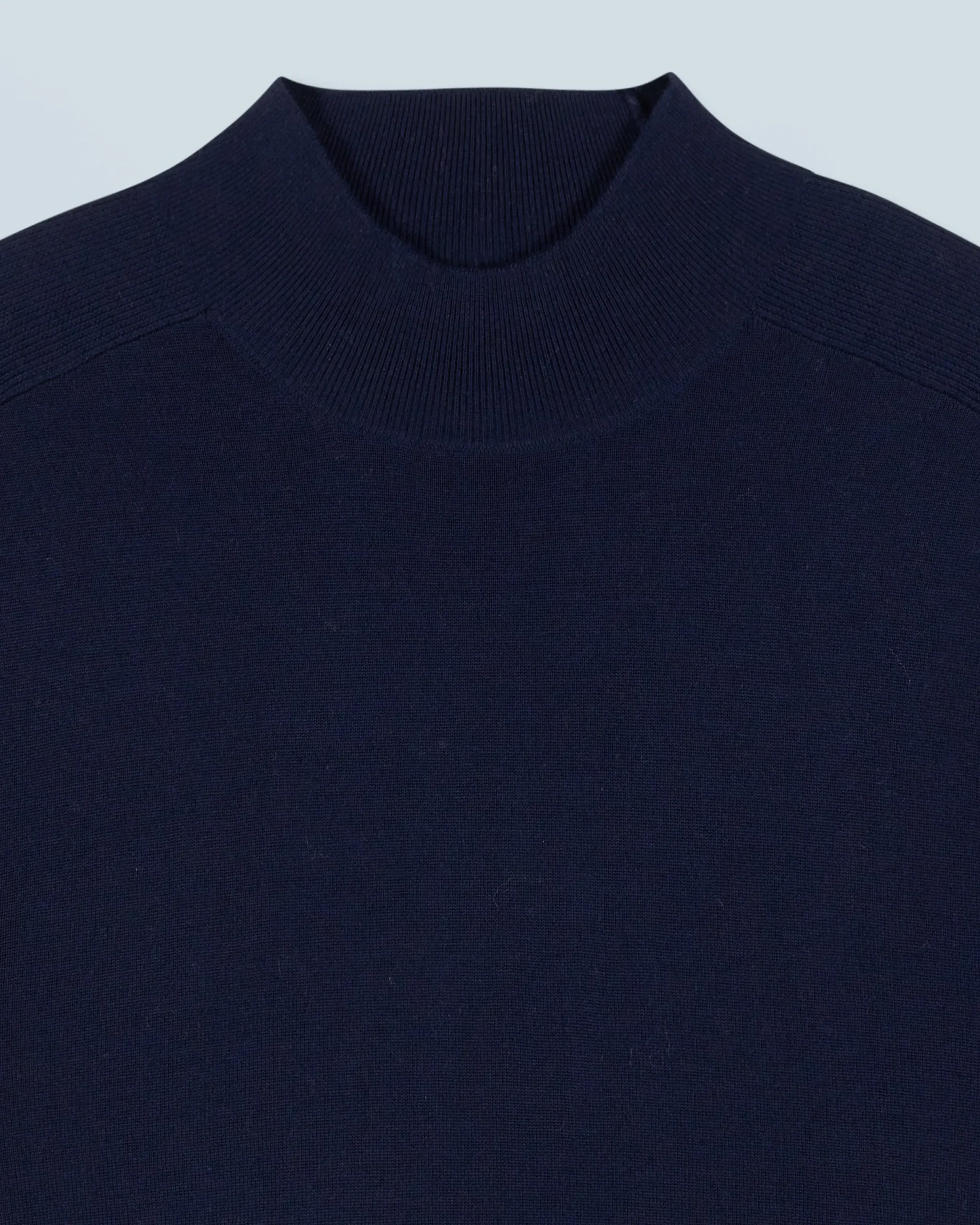 FROM FUTURE Pull Col Montant Navy Hot