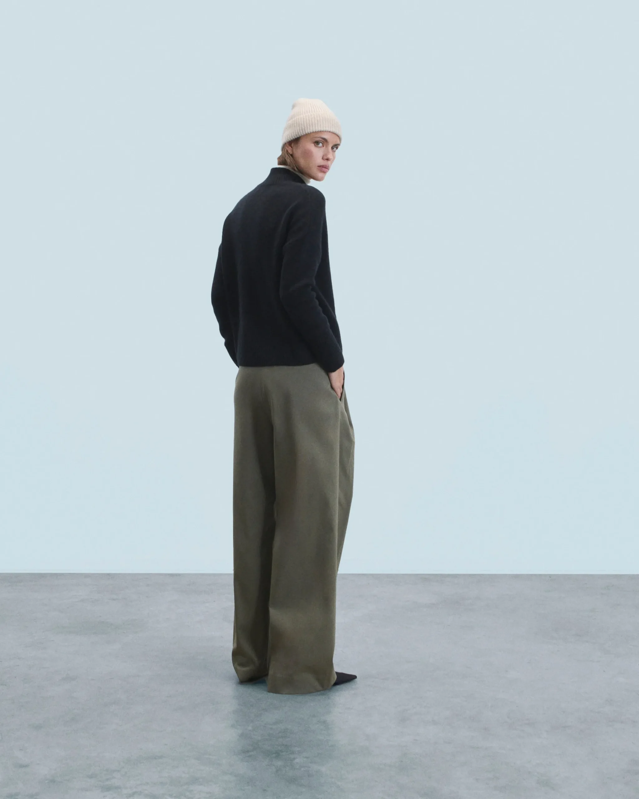 FROM FUTURE Pull Col Montant Oversize Noir Sale
