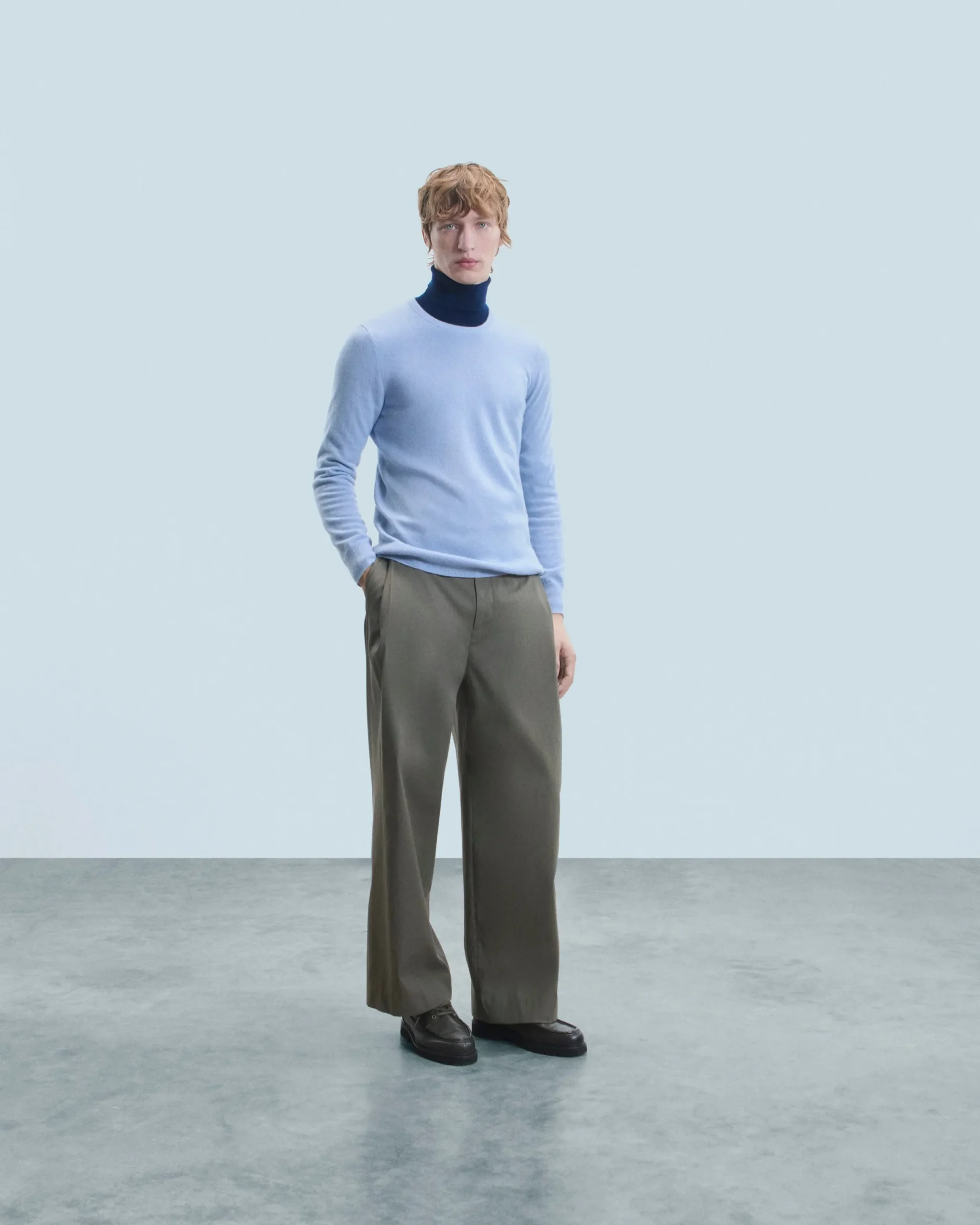 FROM FUTURE Pull Col Rond Basique CloudBlue New