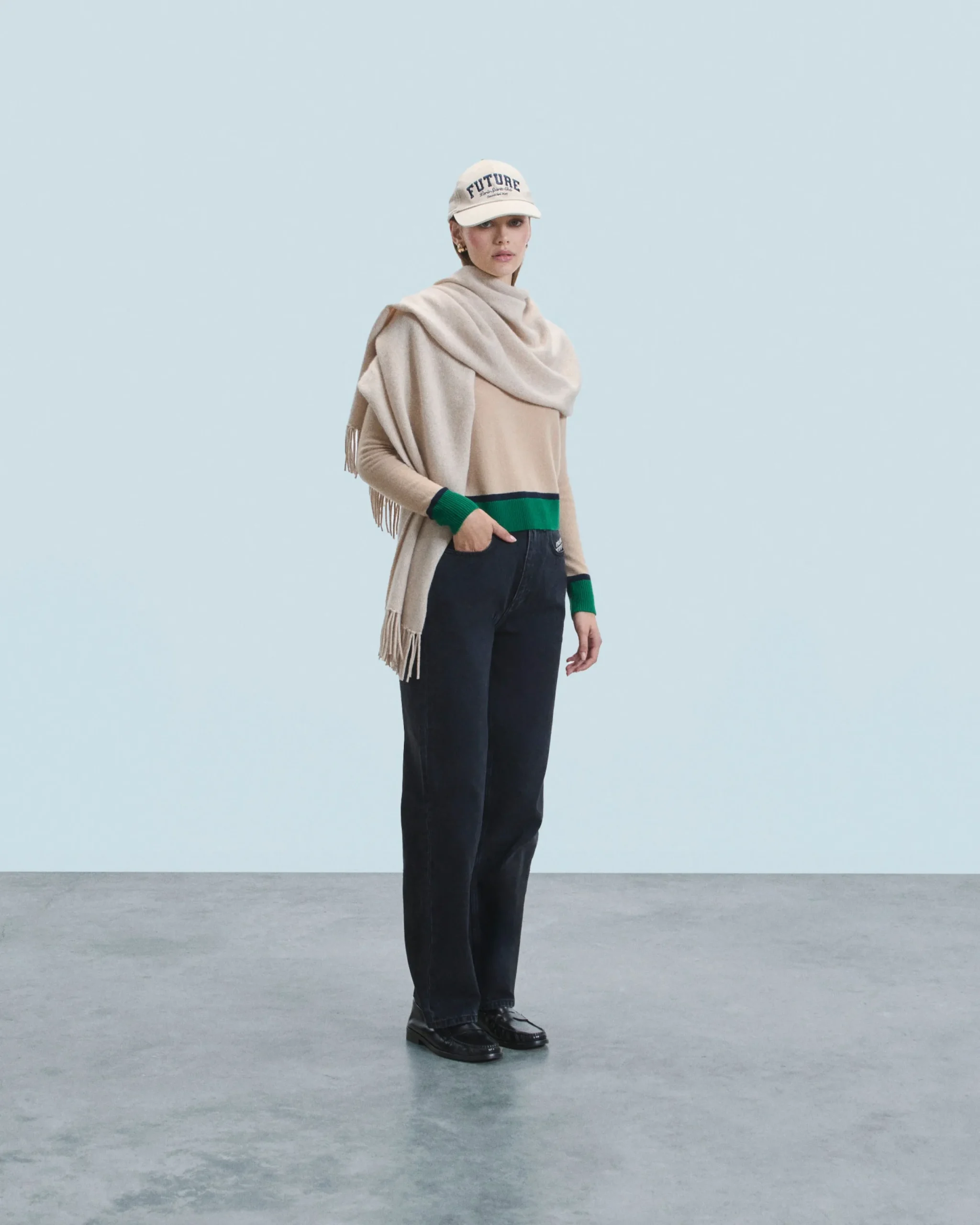 FROM FUTURE Pull Col Rond Bicolore Contraste Léger Beige Sale