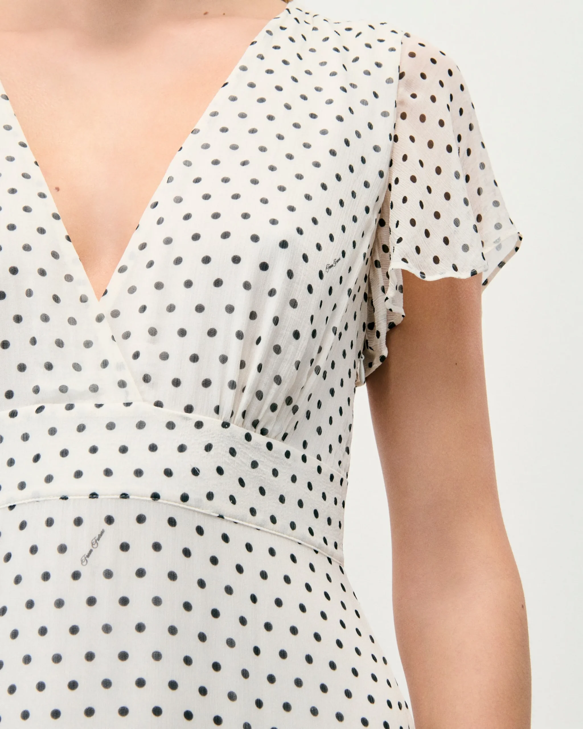 FROM FUTURE Robe Longue Manche Courte Julia PoisEcru New